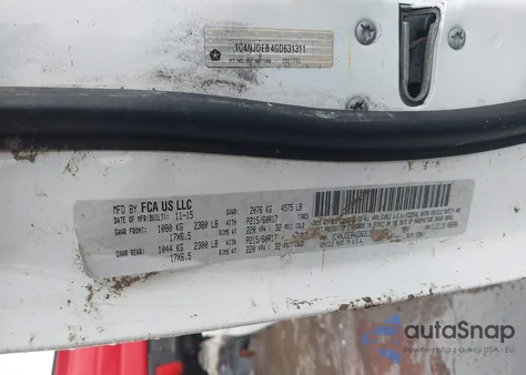 2016 Jeep Compass Latitude из США, поврежденный, VIN 1C4NJDEB4GD631311